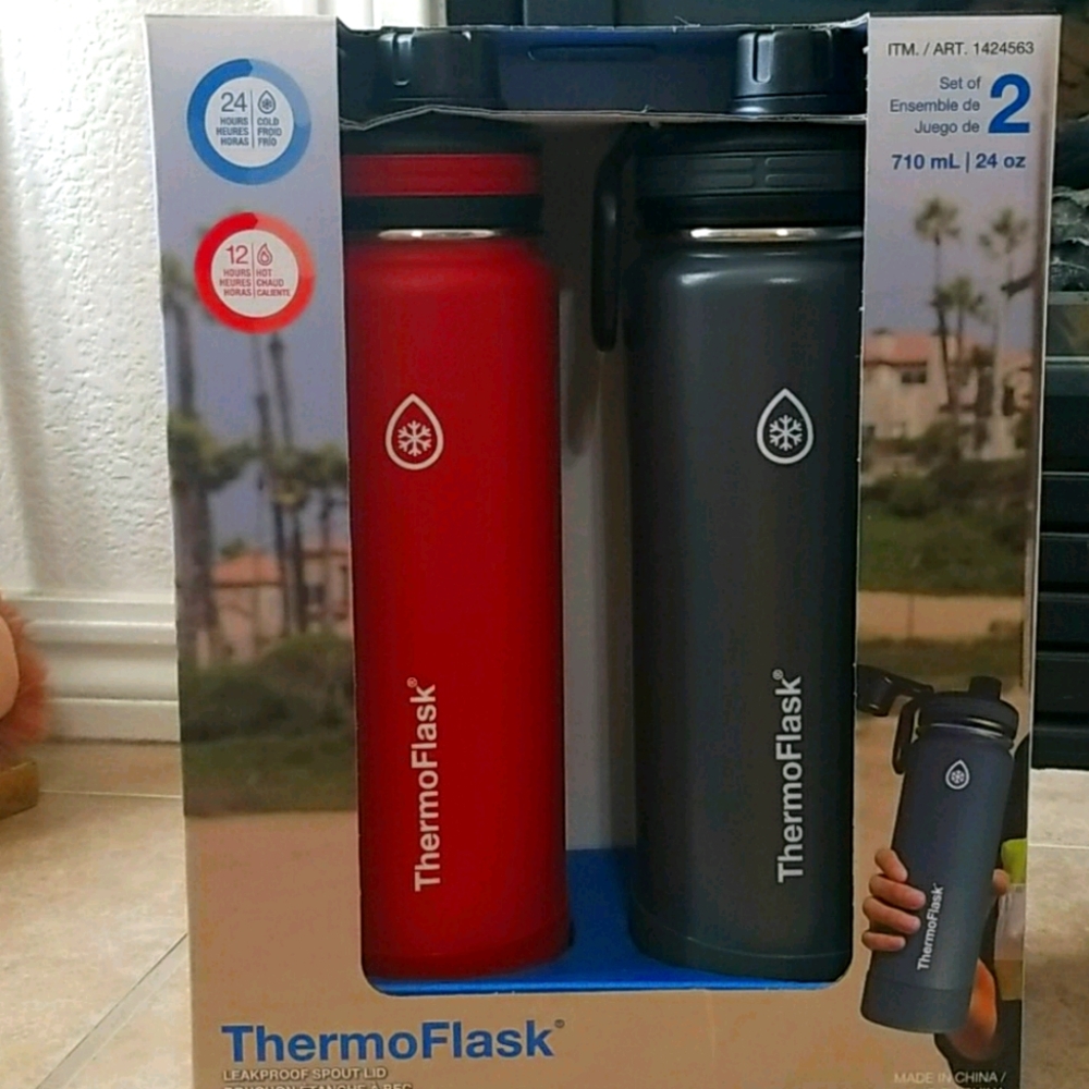 ThermoFlask set of 2 water bottles